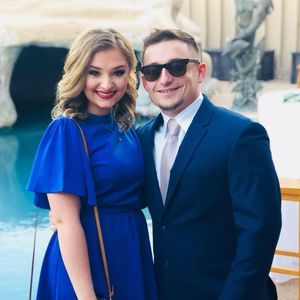 Meet your Posher, Carli